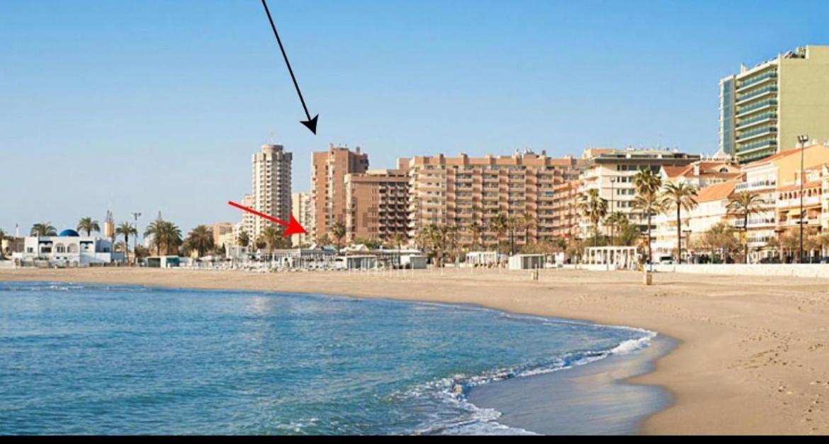 Palm True Towers 1, Marina Beach Apartment 푸엔히롤라 외부 사진