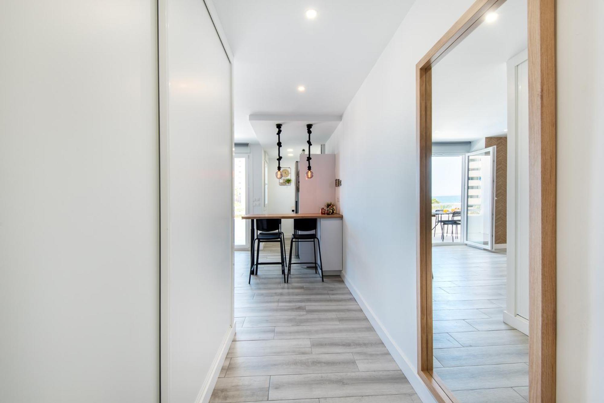 Palm True Towers 1, Marina Beach Apartment 푸엔히롤라 외부 사진