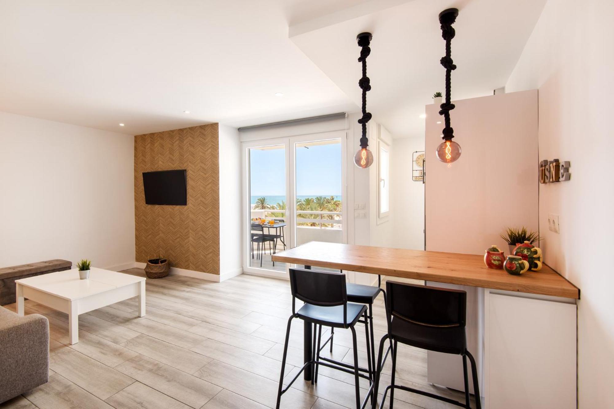 Palm True Towers 1, Marina Beach Apartment 푸엔히롤라 외부 사진